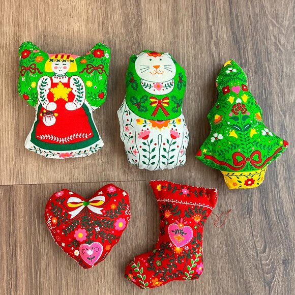 Vintage Scandinavian Folk Christmas Ornaments Handmade 70's Cottage Core (5) - Picture 7 of 9